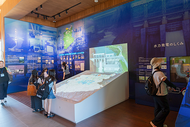 東北エネルギー懇談会 バスツアー イメージ