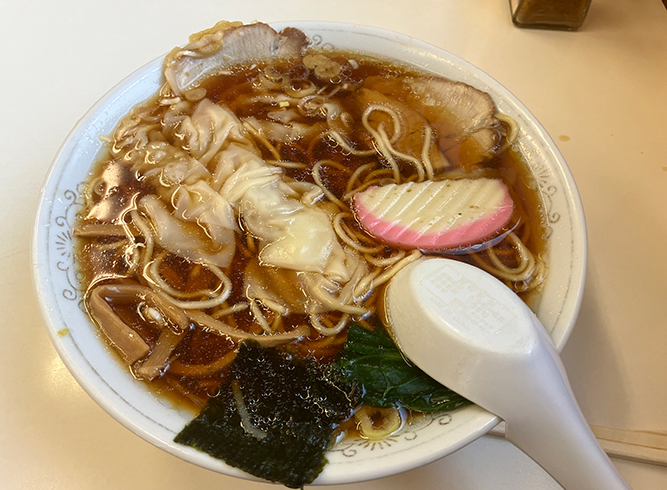 懐かしの味・ワンタンメン